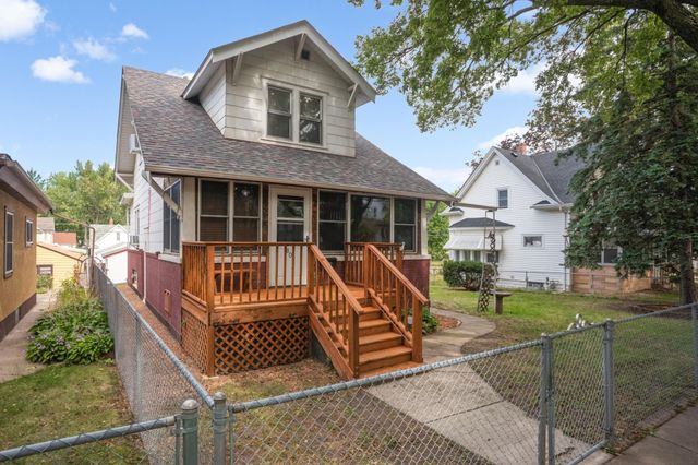 809 Minnehaha Avenue W, Saint Paul, MN 55104