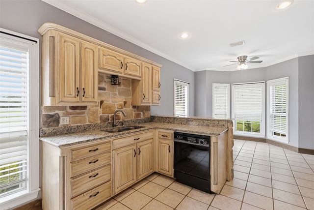 13348 FM 2710, Lindale, TX 75771
