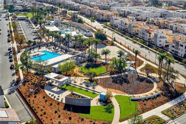 137 Smallwheel, Irvine, CA 92618