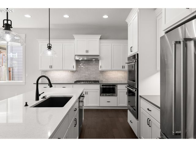 16706 Nw CROSSVINE St, Portland, OR 97229