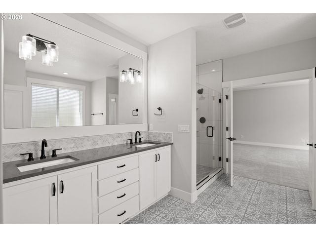 16706 Nw CROSSVINE St, Portland, OR 97229