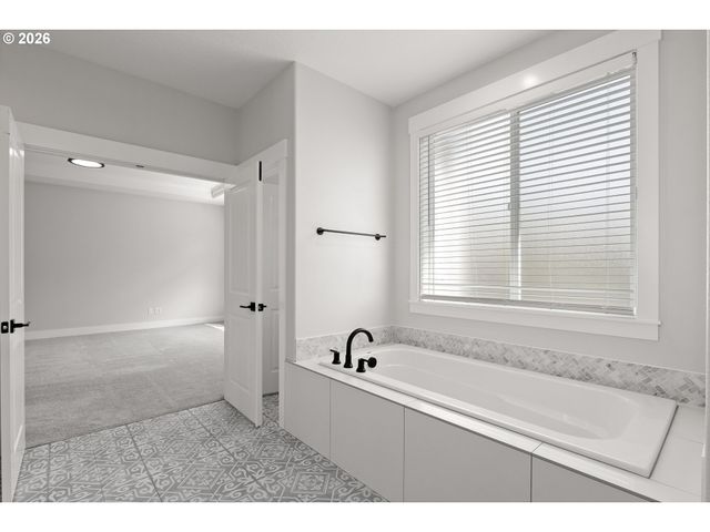 16706 Nw CROSSVINE St, Portland, OR 97229