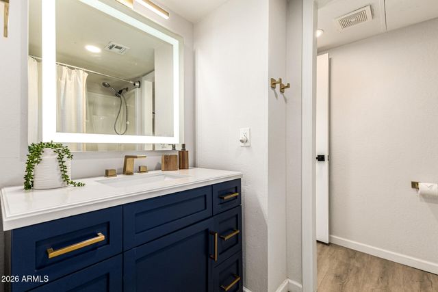 2040 S LONGMORE -- 72, Mesa, AZ 85202