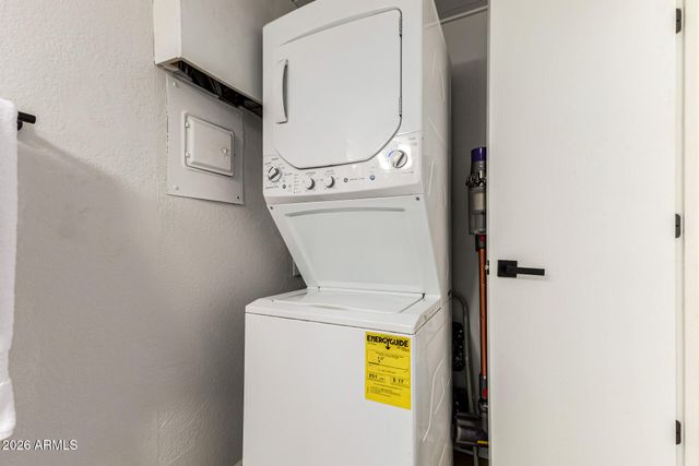 2040 S LONGMORE -- 72, Mesa, AZ 85202