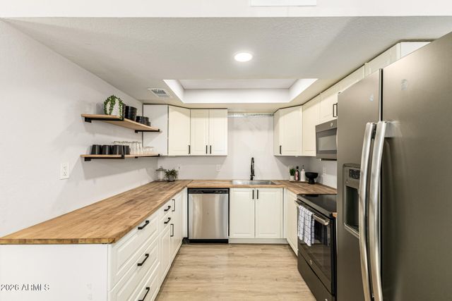 2040 S LONGMORE -- 72, Mesa, AZ 85202