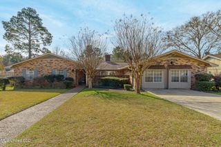 2306 Clayton Place, Hattiesburg, MS 39402
