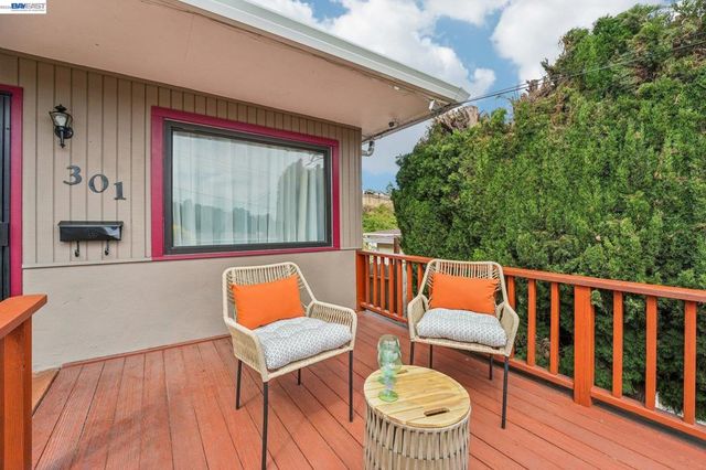 301 Joan Vista St, El Sobrante, CA 94803