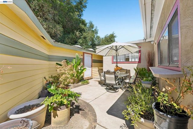 301 Joan Vista St, El Sobrante, CA 94803