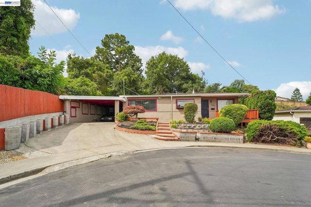 301 Joan Vista St, El Sobrante, CA 94803