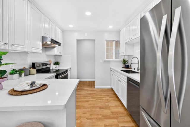 819 Flin Way, Sunnyvale, CA 94087
