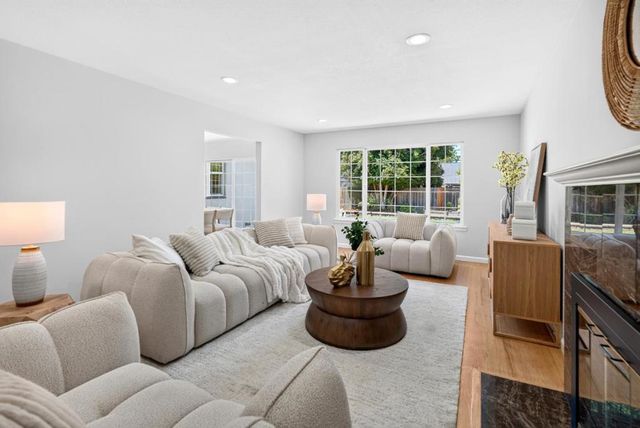 819 Flin Way, Sunnyvale, CA 94087