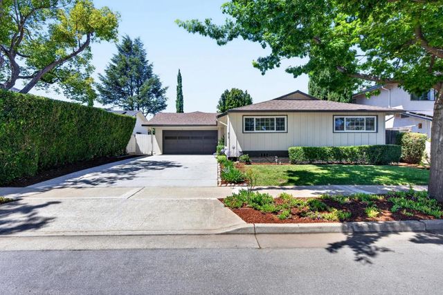 819 Flin Way, Sunnyvale, CA 94087