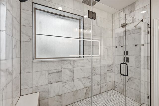 430 Ridgecrest Place, Sanger, TX 76266