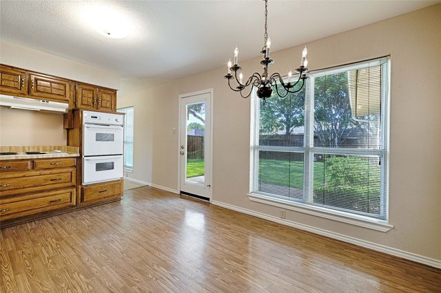2006 E Collins Boulevard, Richardson, TX 75081