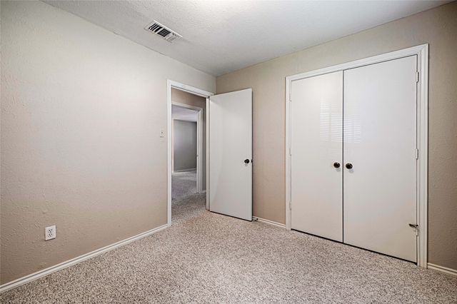 2006 E Collins Boulevard, Richardson, TX 75081