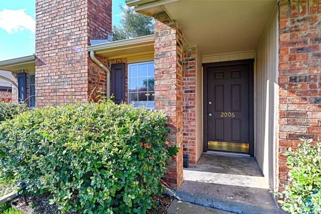 2006 E Collins Boulevard, Richardson, TX 75081