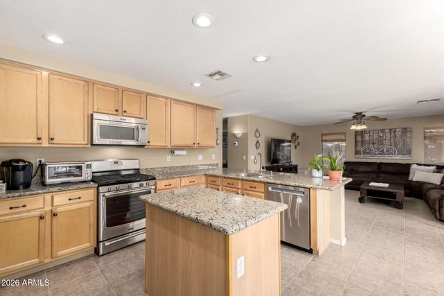 1163 E DEVON Drive, Gilbert, AZ 85296