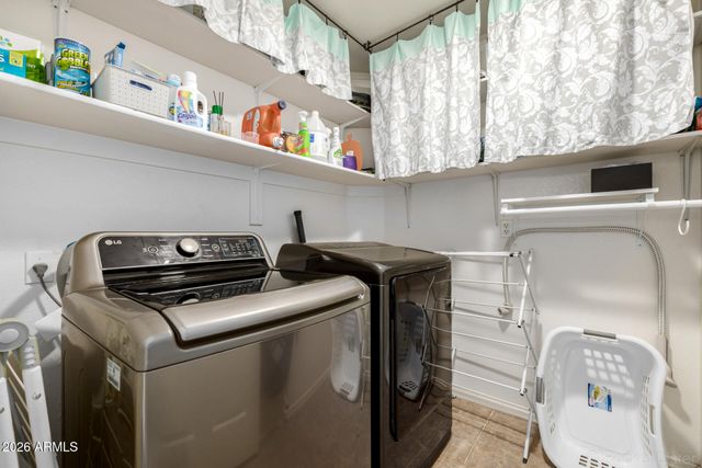 1163 E DEVON Drive, Gilbert, AZ 85296