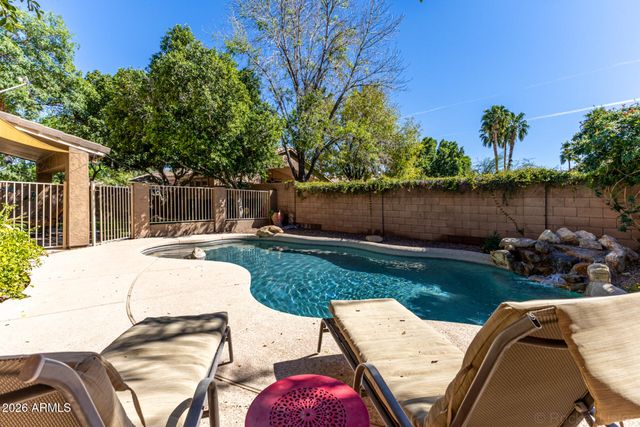 1163 E DEVON Drive, Gilbert, AZ 85296