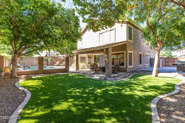 1163 E DEVON Drive, Gilbert, AZ 85296