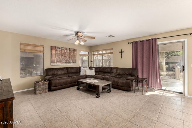 1163 E DEVON Drive, Gilbert, AZ 85296