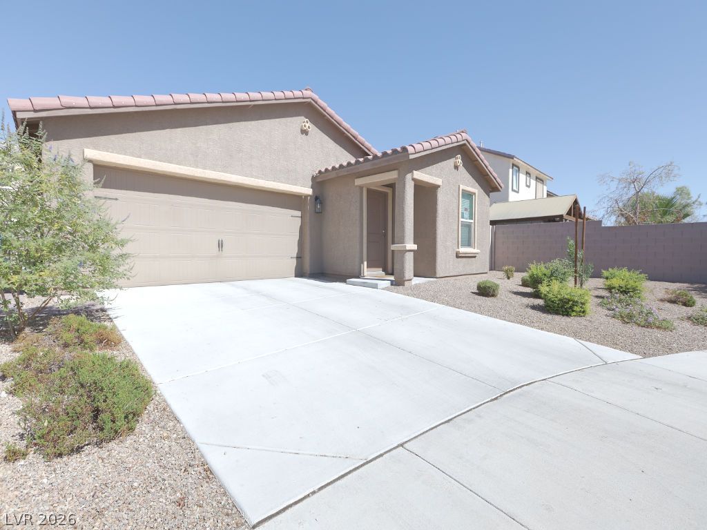 626 Abrazar Avenue, North Las Vegas, NV 89081 — exterior