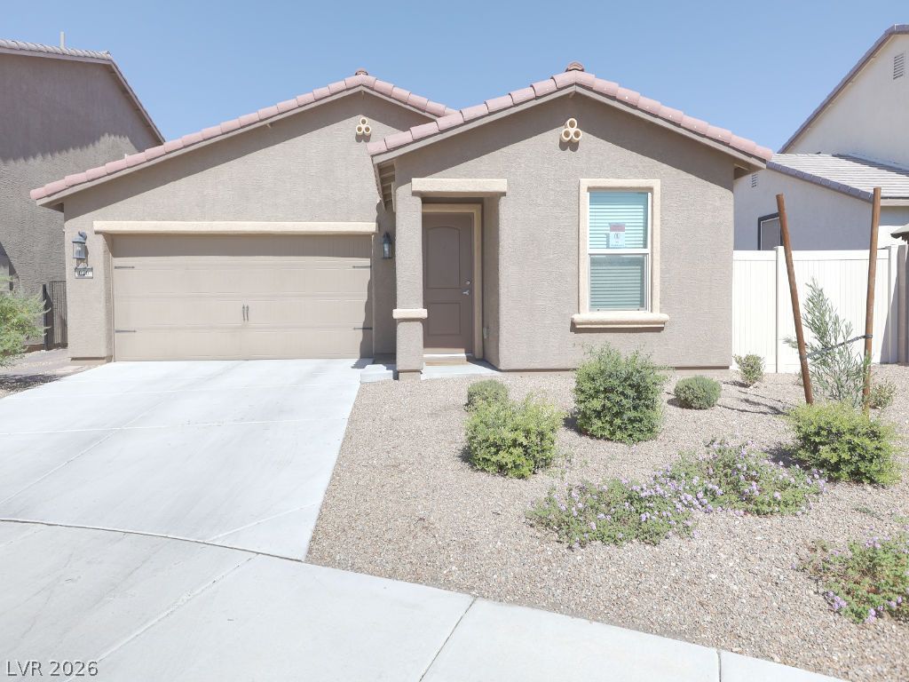 626 Abrazar Avenue, North Las Vegas, NV 89081 — photo 2