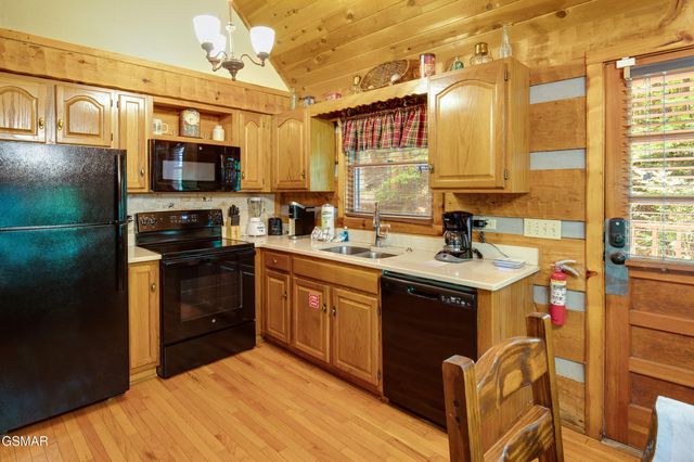 2345 Courtney Lane, Sevierville, TN 37876