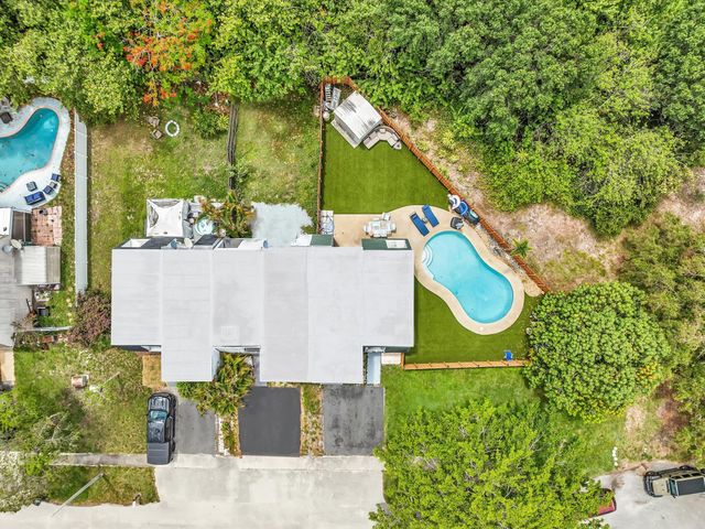 264 Sunshine Drive, Coconut Creek, FL 33066