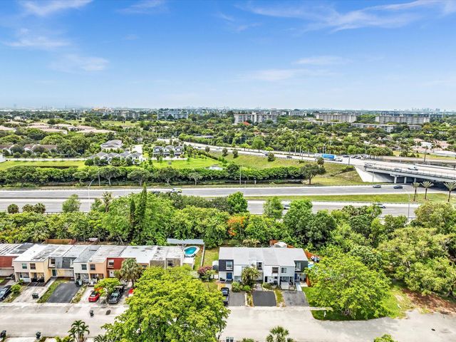 264 Sunshine Drive, Coconut Creek, FL 33066