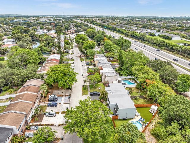 264 Sunshine Drive, Coconut Creek, FL 33066