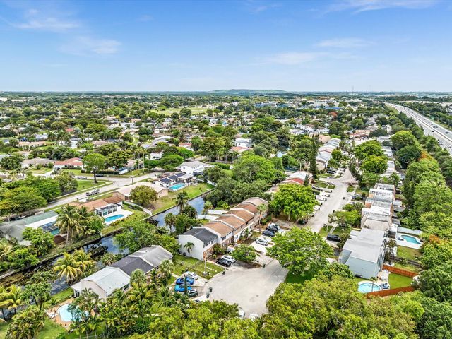 264 Sunshine Drive, Coconut Creek, FL 33066