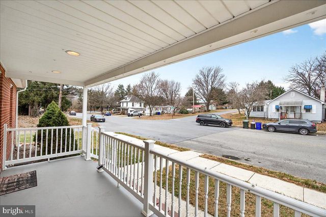 1032 ROSE HILL AVE, Hagerstown, MD 21740