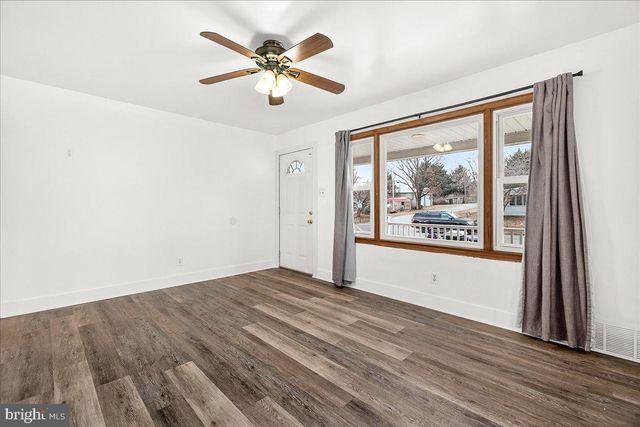 1032 ROSE HILL AVE, Hagerstown, MD 21740