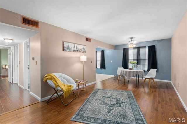 1673 Mayenne Court D, St Louis, MO 63125