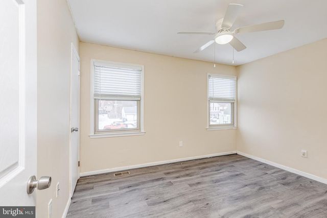 45 STRATFORD LN, Mount Laurel, NJ 08054