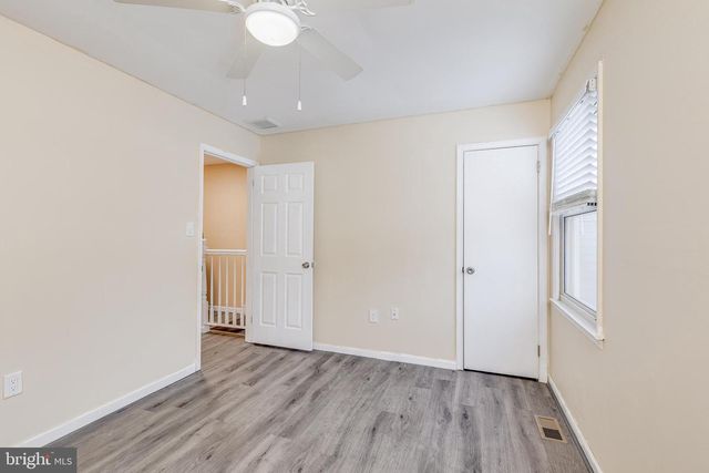 45 STRATFORD LN, Mount Laurel, NJ 08054