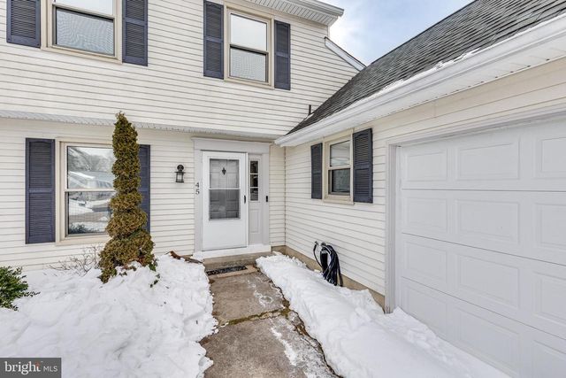 45 STRATFORD LN, Mount Laurel, NJ 08054