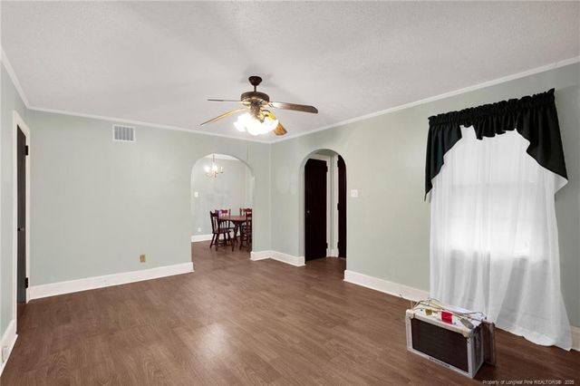 1591 S Creek Road, Orrum, NC 28369