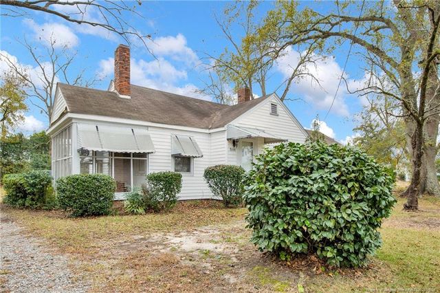 1591 S Creek Road, Orrum, NC 28369