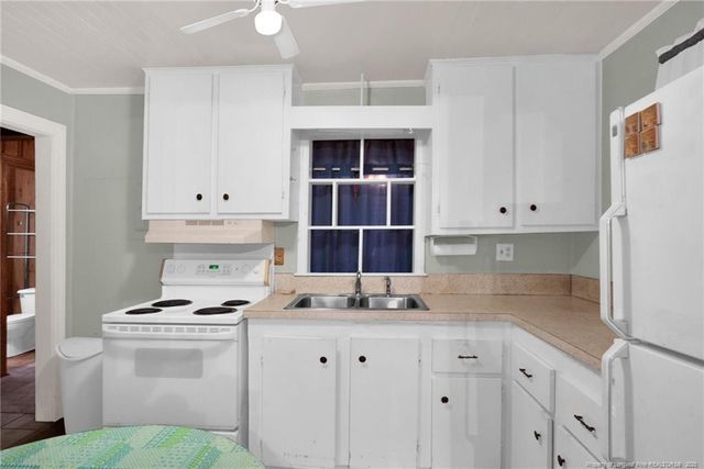 1591 S Creek Road, Orrum, NC 28369