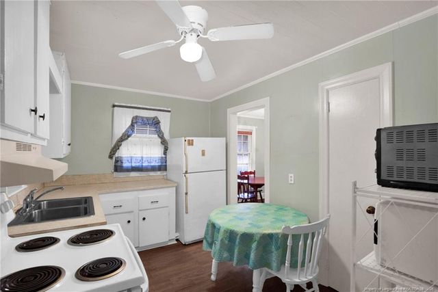 1591 S Creek Road, Orrum, NC 28369