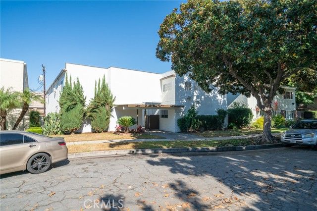 705 E Santa Fe Avenue, Fullerton, CA 92831