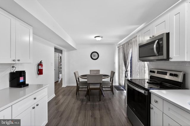 14 GARDENBROOK LN, Willingboro, NJ 08046