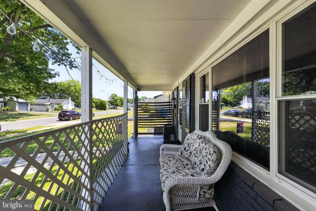 14 GARDENBROOK LN, Willingboro, NJ 08046