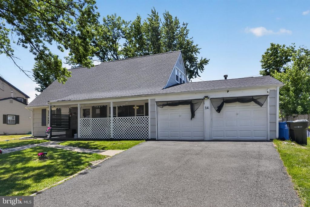 14 GARDENBROOK LN, Willingboro, NJ 08046
