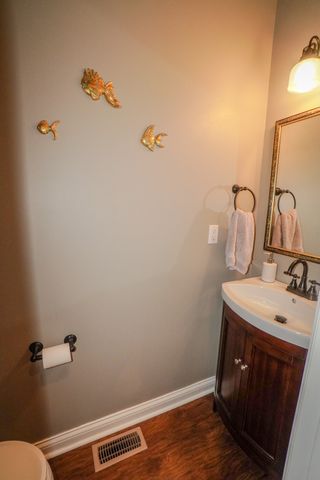 242 Lake Terrace Dr, Hendersonville, TN 37075