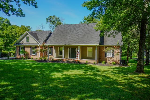 242 Lake Terrace Dr, Hendersonville, TN 37075