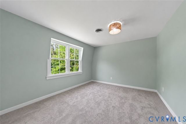 20010 River Rd, Chesterfield, VA 23838