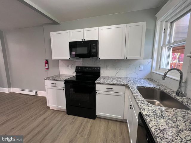 212 EAST ST, Pottstown, PA 19464